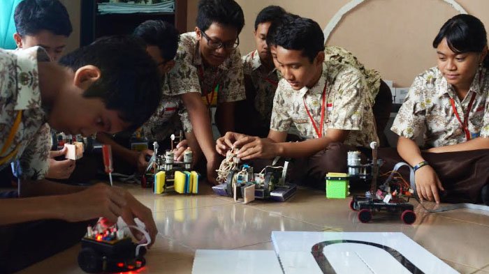 Ekstrakulikuler Penting